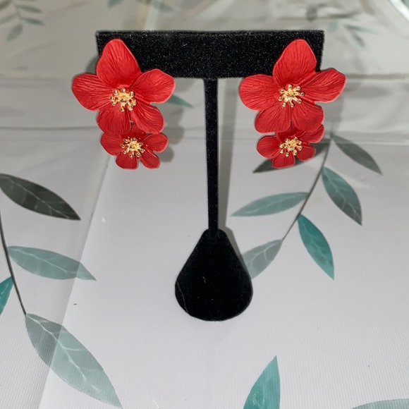 Boho Flower Stud Earrings - Picture 10 of 13
